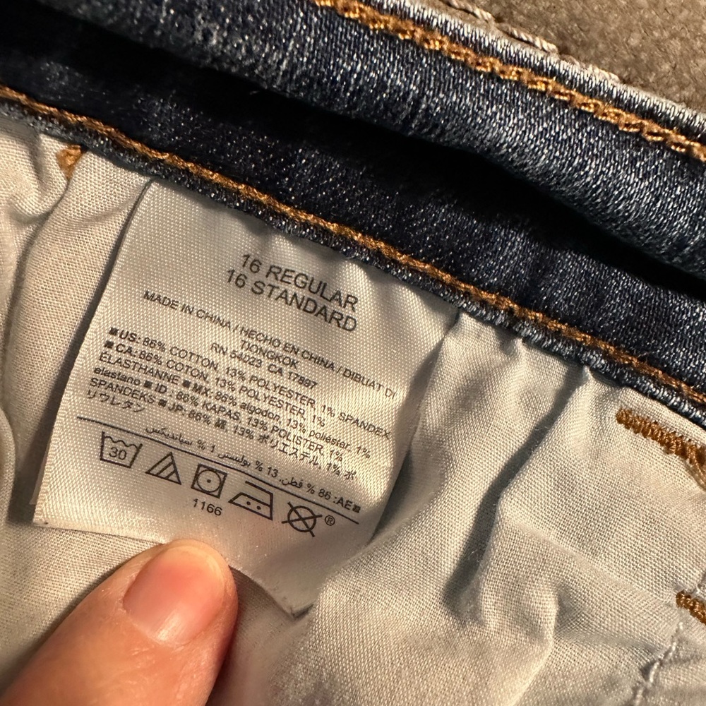 Old Navy Light Blue Distressed Boyfriend Jeans Size 16 Women’s - Picture 9 of 9
